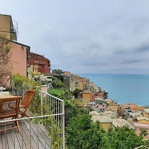 Olimpo , Manarola Italy